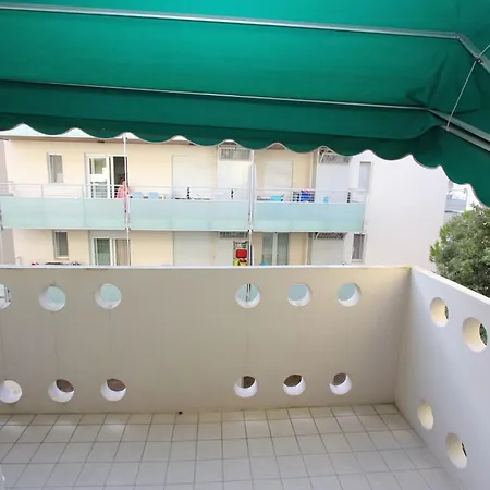 Comfy Flat By The